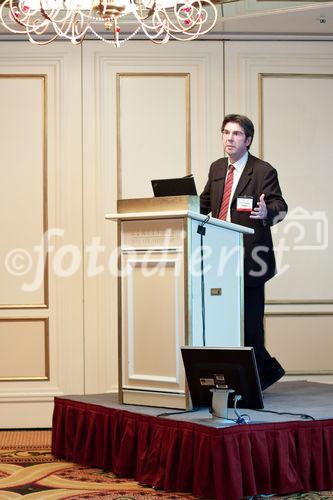 Munich, Nov 16-17 2010. Plug-In Electric Vehicle Infrastructure Conference. Thierry Brusseaux, Marketing Manager, Parkeon