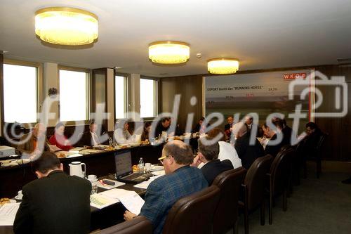 Pressekonferenz in der WKO: Der Außenhandel Östereichs - mit Präsident Dr. Leitl, Prof. Dr. Koren und Prof. Dr. Hackl