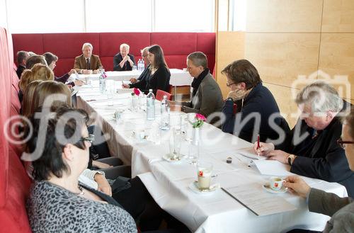 (c) fotodienst / Anna Rauchenberger - Wien, am 16.11.2010 - Im Rahmen einer Pressekonferenz im Justizcafé präsentierte heute die Firma 'Consultor' nicht nur ihr Unternehmensprofil, sondern auch Versicherungskonzepte für Managerhaftpflicht (D&O) sowie ein in Österreich weitgehend unbekannten Berufsbild ? das des Assekuradeurs.