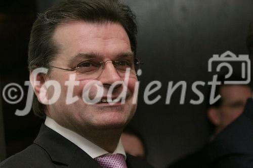 Das Style Hotel Vienna in der Herrengasse in Wien gehört ab sofort zur Rezidor SAS Hospitality Group. Bild: Heimo Leitgeb (Regionalmanager Radisson SAS Österreich und Osteuropa). Foto: Anna Rauchenberger, am 17.01.06