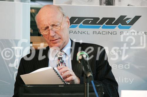 Pankl Racing Systems AG präsentierte heute die erfolgreiche Bilanz des Geschäftsjahres 2004/05. Bild: Dir. Dr. Helmuth E. Frey (Vorsitzender des Aufsichtsrates, Pankl Racing Systems AG). Foto: Anna Rauchenberger, 09.01.2006