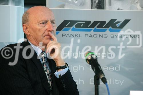 Pankl Racing Systems AG präsentierte heute die erfolgreiche Bilanz des Geschäftsjahres 2004/05. Bild: Dir. Dr. Helmuth E. Frey (Vorsitzender des Aufsichtsrates, Pankl Racing Systems AG). Foto: Anna Rauchenberger, 09.01.2006