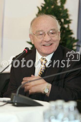 Telekom Austria AG und Österreichischer Seniorenrat: Pressekonferenz anlässlich des Symposiums: Seniorkom.at: Das Internet ist reif! Bild: Ing. Wilhelm Mohaupt (Vize-Präsident des Österreichischen Seniorenrates). Foto: Anna Rauchenberger