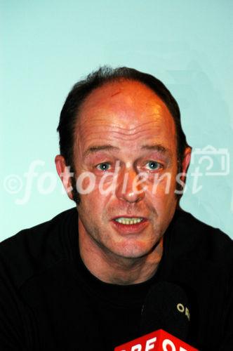 Adventsingen 2005 - Pressekonferenz mit
Hans Köhl, Stefan Sperr, Klemens Vereno, Herbert Böck, Charly Rabanser, Dietmar Solt, Helmut Hölzl, 
Foto: www.siebinger.com