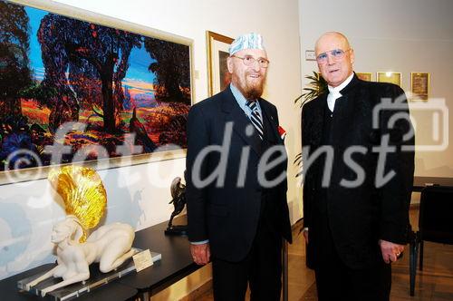 8. Internationle Kunstmesse Salzburg im MECs-Bergheim
Prof. Ernst Fuchs, MEC-Gen.Dir. KR W.Dieter Kepplinger
Foto: www.siebinger.com