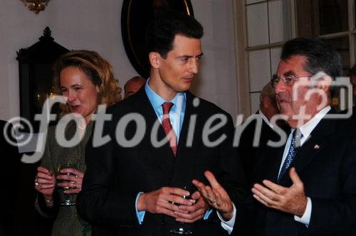 Treffen der Staatsoberhäupter
Präs. Heinz Fischer - A; Horst Köhler -D; Samuel Schmid - CH; Erbprinz Alois von und zu Liechtenstein
Foto: www.siebinger.com