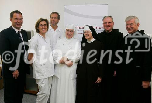 Mitarbeiterinformationsveranstaltung, Elisabethinen Krankenhaus Klagenfurt
vl: Mag. Michael Steiner (kaufm. Leiter barmherzige Brüder St. Veit) , DGKS Mag. Beate Czegka (Pflegedirektion), Dr. Manfred Kuschnig (medizinischer Direktor), Sr. Engelberta Schmid , Sr. Oberin Consolata Hassler (Elisabethinen), Pater Prior Pius Volk (geistlicher Leiter barmherzige Brüder St. Veit) , Pater Provinziale Paulus Kohla (barmherzige Brüder Österreich)