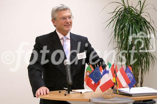 European Space Policy Institute: Eduard Mainoni (BM VIT) 