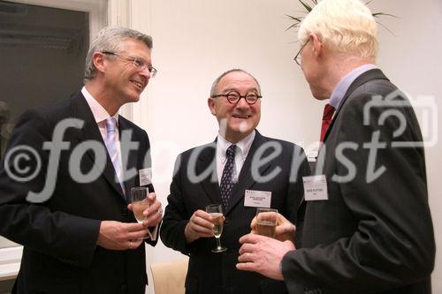 European Space Policy Institute, v.l.:  Eduard Mainoni (BM VIT), Jean-Jacques Dardain (DG-ESA), Serge Plattard (ESPI)