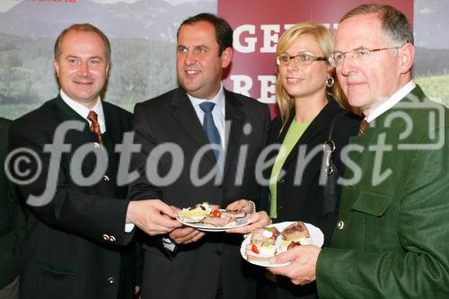 Pressekonferenz Genussregion Österreich, Grazer Burg, Weißer Saal. 
Von li. n. re., Johann Seitinger (Agrarlandesrat Steiermark), Josef Pröll (BM für Land- und Forstwirtschaft, Umwelt Wasserwirtschaft), Mag. Corinna Tinkler (Pressesprecherin - Leiterin Unternehmenskommunikation der Billa AG), Ök.Rat. Gerhard Wlodkowski (Aufsichtsrats-Vorsitzender AMA Marketing GmbH)