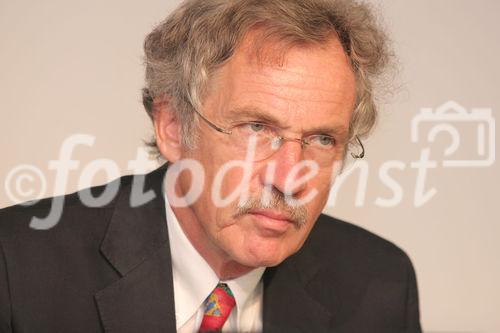 Österreichische Verkehrsunfallbilanz 2005: Univ.-Prof. Dr. h. c. Dr. Peter Hackl (Fachstatistischer Generaldirektor, Statistik Austria)