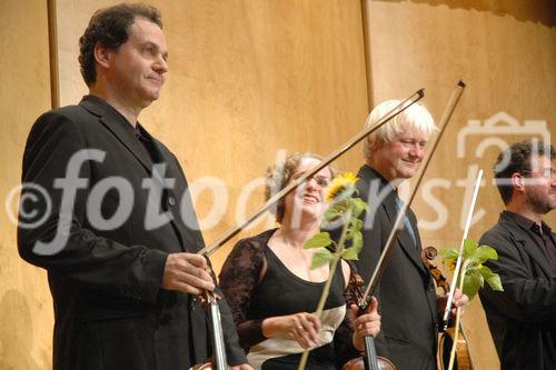 Die auch dieses Jahr sehr erfolgreichen Mondseetage schlossen mit der Klaviersonate NN und einem Streichquintett in C-Dur. Des weiteren wurde „Nur wer die Sehnsucht kennt“ von Franz Schuber vertonte Gedichte, vorgetragen. Den Schwerpunkt des Festivals, bildete dieses Jahr das Schaffen Franz Schuberts. Im Zeitraum von 2.-10.09.05 wurden verschiedene Stücke in den Sälen des Schloss Mondsee von namhaften Interpreten, vorgetragen.