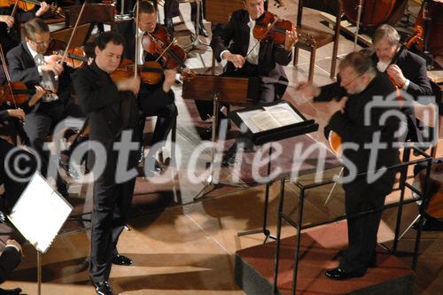 Das Bruckner Orchester Linz unter Dirigent Heinrich Schiff (Solist: Christian Altenburg)  eröffnete die Mondseetage mit Werken von Schubert, Mozart und Mendelssohn-Bartholdy.  Den Schwerpunkt des Festivals, bildet dieses Jahr das Schaffen Franz Schuberts. Die Veranstaltungen finden von 2. bis 10. September 2005 statt.