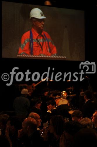 Seit 1996 gibt es die NEAT-Baustelle in Sedrun und nach dem Durchstich am 15.10.2010 wird es weitere sieben JAhre dauern, bis der längste Tunnel der Welt fertiggestellt und eröffnet wird.