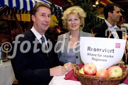 Festveranstaltung GENUSS REGION ÖSTERREICH mit Partnern der „Allianz für starke Regionen“, Birkfeld - Peter Roseggerhalle.
Peter Koblischek (Direktor Feinkost, Billa AG)