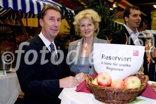 Festveranstaltung GENUSS REGION ÖSTERREICH mit Partnern der „Allianz für starke Regionen“, Birkfeld - Peter Roseggerhalle.
Peter Koblischek (Direktor Feinkost, Billa AG)