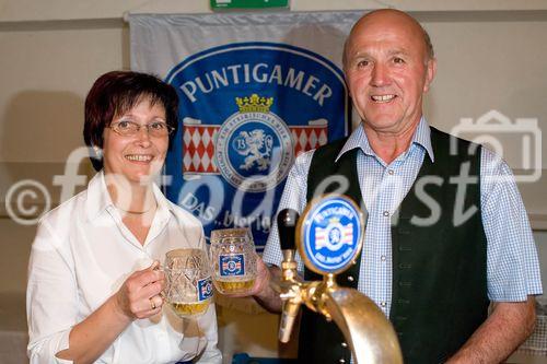 Festveranstaltung GENUSS REGION ÖSTERREICH mit Partnern der „Allianz für starke Regionen“, Birkfeld - Peter Roseggerhalle.
Beste Stimmung herrschte an den beide Ständen 