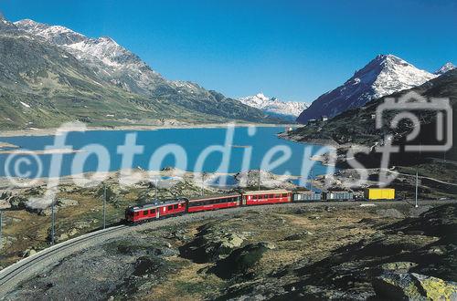 Von Chur über den Bernina-Pass nach Tirano in Italien mit dem Bernina-Express. From Chur over the Bernina-Pass to Torano in Italy with the Bernina-Express-Train