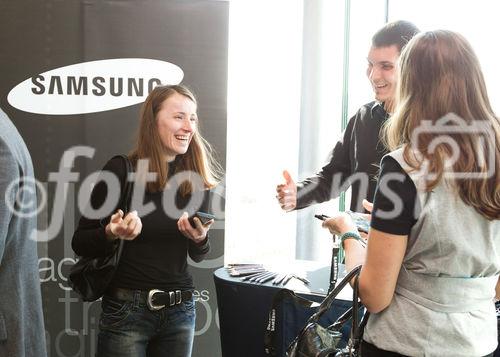 (c) fotodienst / Anna Rauchenberger - Wien, am 11.10.2010 - Microsoft stellt heute weltweit und hier bei einer Pressekonferenz im K47 Keyclub in Wien gemeinsam mit Partnern und Mobilfunkbetreibern die ersten Windows Phone 7 Smartphones vor. Windows Phone 7 macht die Benutzung von Smartphones einfacher und intuitiver. Erhältlich sind die ersten erxklusiven Windows Phone 7 basierten Smartphones ab Ende Oktober von führenden Geräteherstellern.