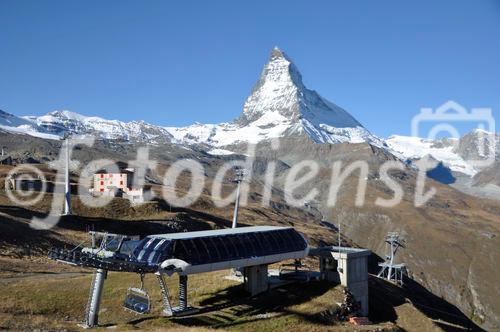 Herrliche Aussicht auf das Matterhorn Alpenpanorama vom Gornergrad. Brathtaking panoramic view of the Matterhorn and the Swiss Alps from Gornergrad (3100 MüM)