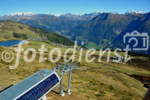 Die Bergbahnen Riederalp/Moosfluh und die Sicht aufs Oberwallis. Swiss alps mountain view from Riederalp/Moosfluh