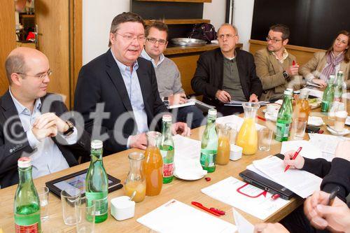 (C)fotodienst/Anna Rauchenberger Wien, 27.09.2010 -  Wissen. Service. Impulse. Der Dialog Marketing Verband Österreich (DMVÖ) präsentiert sich mit neuer Markenstrategie und Service-Offensive im Herbst.Mit mehr als 570 Mitgliedern ist der DMVÖ einer der wichtigsten Kommunikationsverbände des Landes. Als unabhängiger Interessensvertreter versammelt der DMVÖ Mitglieder aus den Bereichen Auftraggeber, Dienstleister und Agenturen. Für seine Mitglieder ist der DMVÖ Sprachrohr und Wissensplattform gleichzeitig.