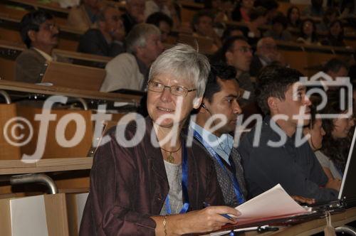Barbara Becker, Managing Director des North South Forum am Tropentag 2010 an der ETH in Zürich.