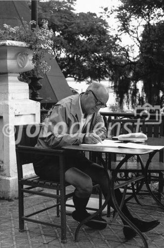 Hotelliteraten haben in den Swiss Deluxe Hotels eine lange Tradition. Der russisch-amerikanische Schriftsteller Vladimir Nabokov lebte und wirkte von 1961 bis 1977 im Montreux Palace. 