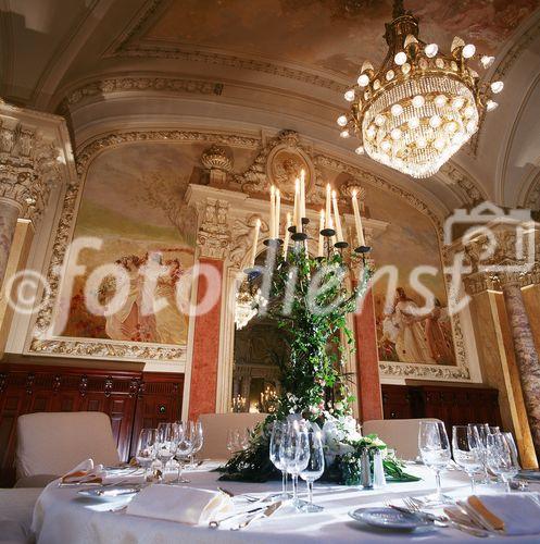 Das Lausanner Spitzenhotel Beau Rivage in Lausanne gehört zu den schönsten Schweizer Grand Hotels. Dank der fantastischen Lage, dem stilvollen Interieur und gediegenen
Ambiente gehört das Haus zur Weltelite. 