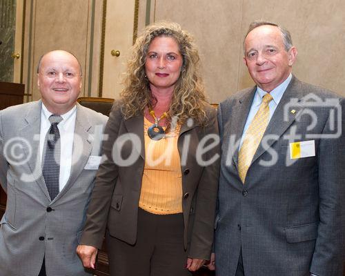 (c) fotodienst / Anna Rauchenberger - Wien, am 02.09.2010 -  Heute fand im Haus der Industrie die Generalversammlung des Wirtschaftsforums der Führungskräfte statt, wobei das Präsidium und der Bundesvorstand neu gewählt wurde. Im Anschluss an die Generalversammlung gab es einen Festvortrag zum Thema: 'Ausnahmezustand - Kommunikation abseits des Gewohnten -  Wie Sie trotz Veränderung im Unternehmen Vertrauen schaffen'