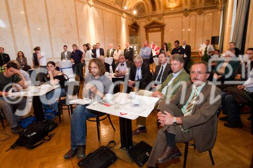 (c) fotodienst / Anna Rauchenberger - Wien, am 05.08.2010 -  Das Thema Sicherheit und Eigentumsdelikte ist in aller Munde. Das KSÖ möchte etwas dagegen unternehmen und lud zur Präsentation der Sicherheitskampagne 2010/2011. Erklärtes Ziel des KSÖ ist es dabei, Österreich in den nächsten Jahren zum sichersten Land der Welt zu machen.