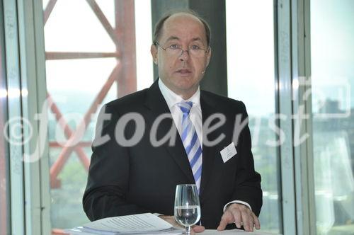 Henri Muhr von der Karl Steiner AG, einer der drei Baufirmen die den Swiss Prime Tower, der Schweiz höchstes Gebäude erstellten