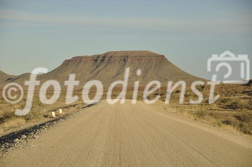 GMC Müller/ Hügelzüge am Rande der Skeleton Coast