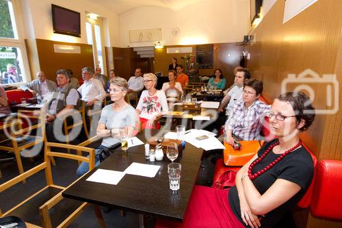 (c) fotodienst / Anna Rauchenberger - Wien, am 08.06.2010 - Der Österreichische Hausärzteverband veranstaltete heute im Radiokulturhaus im Kulturcafé einen Diskussionsabend zum Thema 'e-Medikation - Ein Schritt zu mehr Transparenz und Sicherheit oder in die Überwachungsmedizin?'