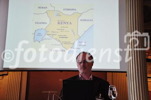 Dr. Ralph Leonhard, Afrika-Korrespondent der deutschen taz (die Tageszeitung) zum Thema Transnational land acquisitions and rural development - Impacts on natural resources and livelihoods in developing countries. 