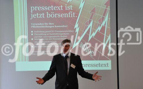 (C) fotodienst/Müller; pressetext-Geschäftsführer Dr. Franz Temmel und Dow Jones Vertreter Michael Tallai präsentierten am 11. Mai in der Züricher Börse SIX Swiss Exchange Zürich den neuen Dienst für Pflichtveröffentlichungen, pressetext.adhoc. IR-Profis und Vertreter börsekotierter Unternehmen informierten sich ausgiebig über die Vorteile des Dienstes. Die Nachrichtenagentur bietet den Versand von Pflichtmitteilungen kostenfrei an, wenn der Emittent ein gültiges Aussenderkonto bei pressetext führt.

