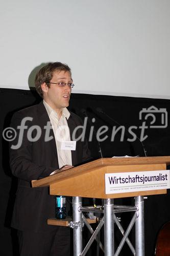 c)fotodienst/Andrea Ganshorn - Frankfurt am Main, 04.05.2010 - Preisverleihung für 'Deutschlands beste Wirtschaftsredaktionen' und 'Deutschlands beste Unternehmenssprecher' durch das Branchenmagazin 'Wirtschaftsjournalist', FOTO: Markus Wiegand (Chefredakteur 'Wirtschaftsjournalist')