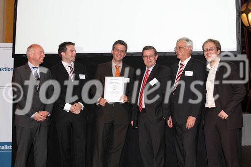 c)fotodienst/Andrea Ganshorn - Frankfurt am Main, 04.05.2010 - Preisverleihung für 'Deutschlands beste Wirtschaftsredaktionen' und 'Deutschlands beste Unternehmenssprecher' durch das Branchenmagazin 'Wirtschaftsjournalist', FOTO: Reinhard Fröhlich; Hans Nagl, Oliver Stock, Hermann-Josef Knipper, Robert Landgraf (Handelsblatt); Markus Wiegand (Chefredakteur 'Wirtschaftsjournalist')