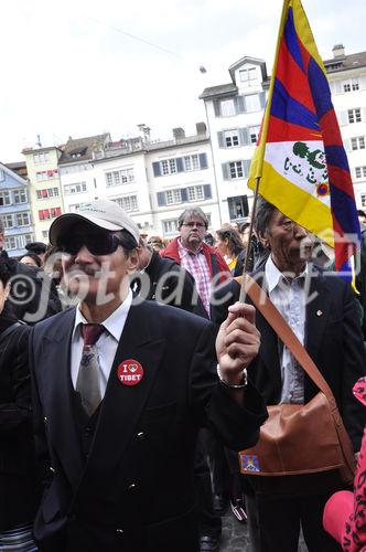 Es gibt viele Freunde von Tibet in der Schweiz. In Switzerland they are many supporter of a Free Tibet
