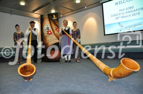 Die A-380 Inaugurationsfeier am Zürcher Flughafen. A-380 First Flight ceremony at Zürich Airport.