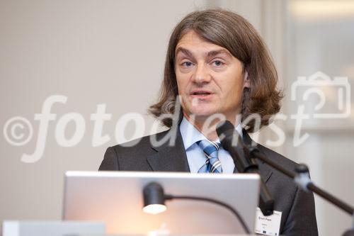 (C)fotodienst/Anna Rauchenberger -  Wien, am 18.03.2010 ? Heute fand im Hotel Strudlhof eine internationale Konferenz der eutema Technology Management GmbH zum Thema Strategies for Embedded Computing Research statt. FOTO: DI Erich Prem, Geschäftsführer eutema