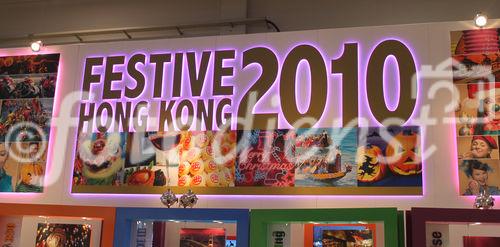 (C) fotodienst/Wolfgang Weitlaner; Die Zeichen stehen auf Feiern - Hongkong 2010.