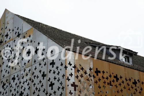 Am 28. März 2010 wurde das Schloss Laufen neu eröffnet. Besucherzentrum