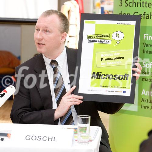 (C) fotodienst / Anna Rauchenberger - Wien, am 08.02.2010 ? Heute wurde die Studie ?Privatsphäre vs. Online-Communities - Wie freizügig sind Österreichs Jugendliche im Internet?? bei wienXtra-kinderinfo im Museumsquartier präsentiert. FOTO: Gerhard Göschl, Sicherheits-Sprecher Microsoft Österreich