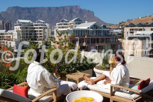 Die fantastische Aussicht auf den Tafelberg vom Cape Grace Luxushotel inmitten der Waterfront in Kapstadt