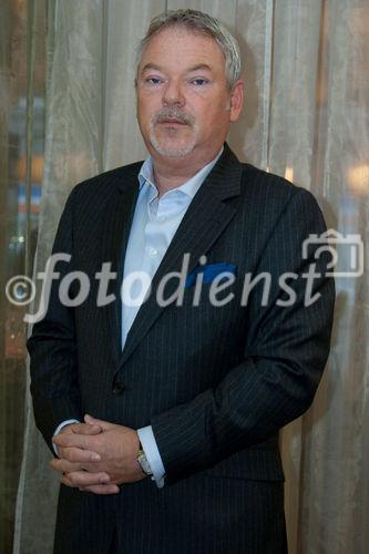 © fotodienst/Katharina Schiffl - Wien 04.12.2009 - Kick-off
PRESSEFRÜHSTÜCK
zur Unternehmensgründung SANOXX - Geschäftsführer der SANOXX GmbH Walter Schuster