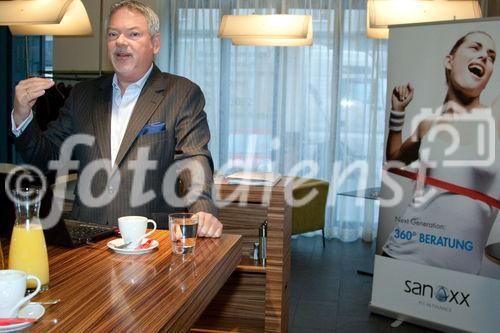 © fotodienst/Katharina Schiffl - Wien 04.12.2009 - Kick-offPRESSEFRÜHSTÜCKzur Unternehmensgründung SANOXX - Geschäftsführer der SANOXX GmbH Walter Schuster