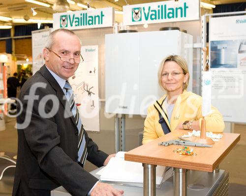 (c) fotodienst / Anna Rauchenberger - Wien, am 28.11.2009 - Heute öffnete die sechste Wiener Kleingartenmesse in der Stadthalle ihre Pforten. Präsentiert wurden Produkte, Ideen und Systeme rund um das Thema Bauen, Wohnen und Freizeit im Kleingarten. Weiters konnten Fachvorträge zu Gartengestaltung, Nachbarschaftsrecht, Förderungen und Sicherheit besucht werden.