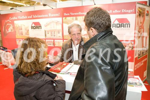 (c) fotodienst / Anna Rauchenberger - Wien, am 28.11.2009 - Heute öffnete die sechste Wiener Kleingartenmesse in der Stadthalle ihre Pforten. Präsentiert wurden Produkte, Ideen und Systeme rund um das Thema Bauen, Wohnen und Freizeit im Kleingarten. Weiters konnten Fachvorträge zu Gartengestaltung, Nachbarschaftsrecht, Förderungen und Sicherheit besucht werden.