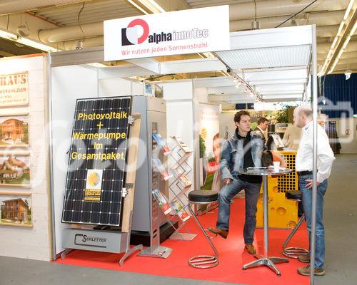 (c) fotodienst / Anna Rauchenberger - Wien, am 28.11.2009 - Heute öffnete die sechste Wiener Kleingartenmesse in der Stadthalle ihre Pforten. Präsentiert wurden Produkte, Ideen und Systeme rund um das Thema Bauen, Wohnen und Freizeit im Kleingarten. Weiters konnten Fachvorträge zu Gartengestaltung, Nachbarschaftsrecht, Förderungen und Sicherheit besucht werden.